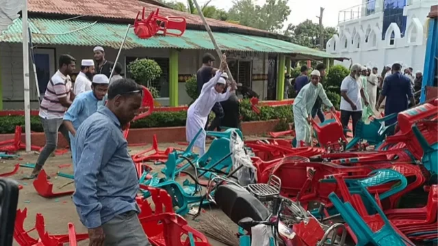 ‘জীবন মহল’ পার্কে হামলা–ভাঙচুর–অগ্নিসংযোগ, আহত ১২