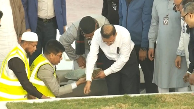 স্বামীর পাশে চিরনিদ্রায় শায়িত ‘আপসহীন নেত্রী’ খালেদা জিয়া