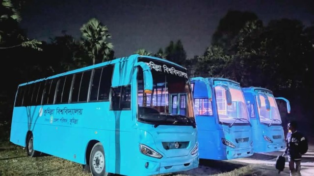 কুবি শিক্ষার্থীদের রাতের যাতায়াত সুবিধার্থে দুটি বাস বৃদ্ধি