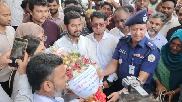 হাসপাতালে হয়রানিমুক্ত চিকিৎসা নিশ্চিত করার নির্দেশ প্রতিমন্ত্রীর