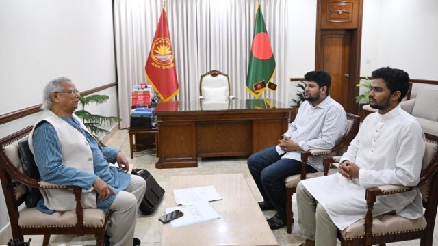 মাহফুজ ও আসিফের পদত্যাগপত্র গ্রহণ করেছেন প্রধান উপদেষ্টা