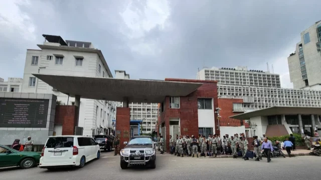 এক বছরে বাধ্যতামূলক অবসরে ২৯ কর্মকর্তা, পদোন্নতি পেয়েছেন ১,৫৪৯ জন