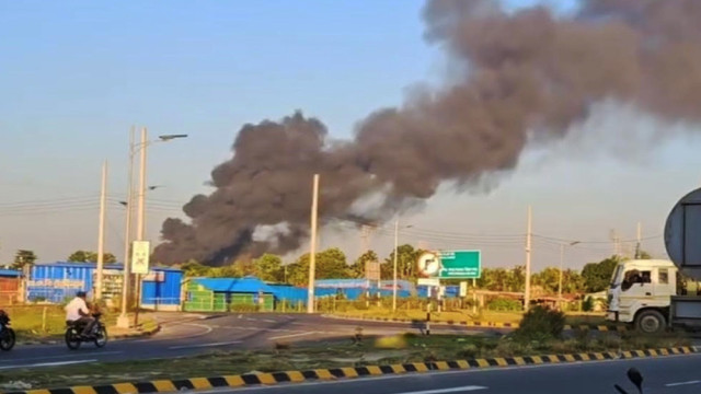 চট্টগ্রামে ফোম কারখানায় ভয়াবহ অগ্নিকাণ্ড