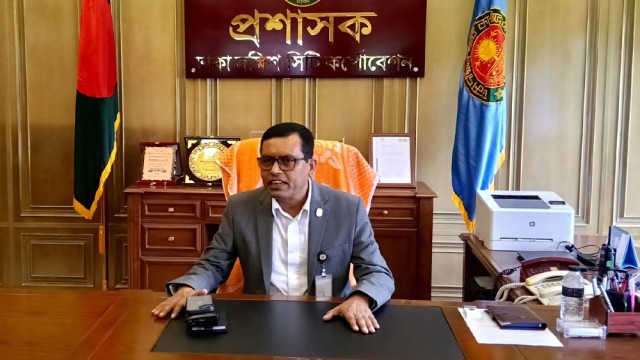 ৪৩ দিন পর নগর ভবনে ফিরলেন ডিএসসিসি প্রশাসক, অভ্যর্থনায় সহকর্মীরা