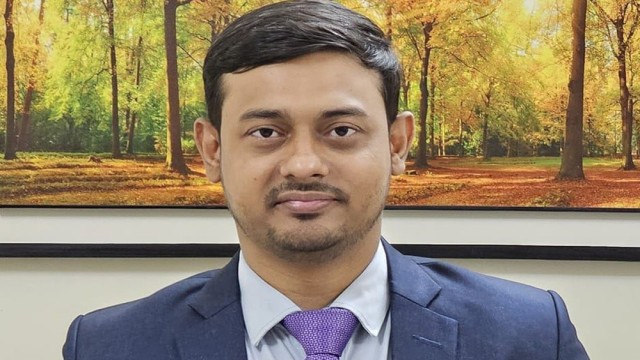 ক্ষমা চাইলেন নাসীরুদ্দীন পাটওয়ারী