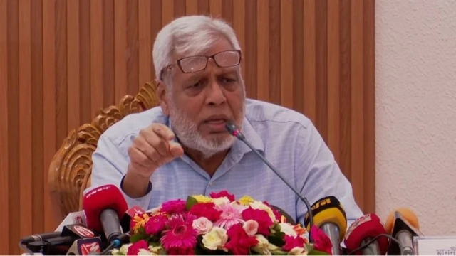 দেশের সব ভোটকেন্দ্রে নিরবচ্ছিন্ন বিদ্যুৎ নিশ্চিতের নির্দেশ জ্বালানি উপদেষ্টার