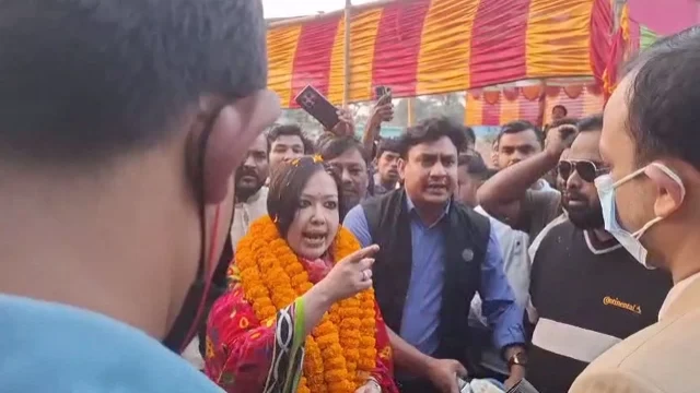 রুমিন ফারহানাকে কারণ দর্শানোর নোটিশ, সশরীরে হাজির হওয়ার নির্দেশ