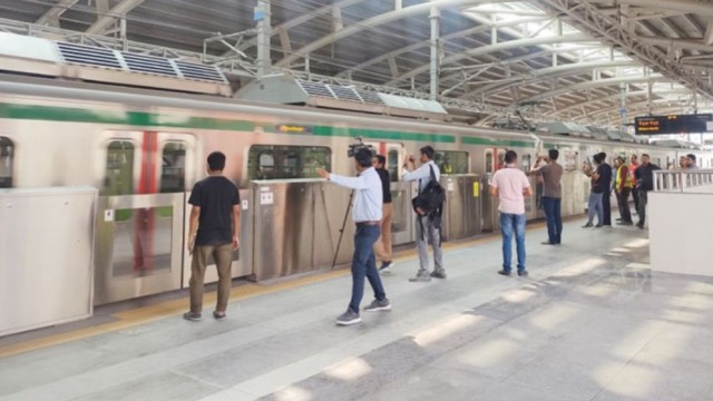 অনুমতি ছাড়া মেট্রোরেল স্টেশনে ভিডিও ও কনটেন্ট তৈরি নিষিদ্ধ