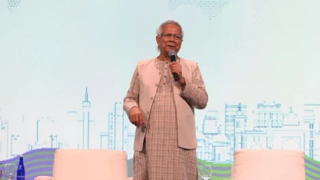 দেশের পুনর্গঠনে প্রবাসীদের অবদান রাখার আহ্বান প্রধান উপদেষ্টার