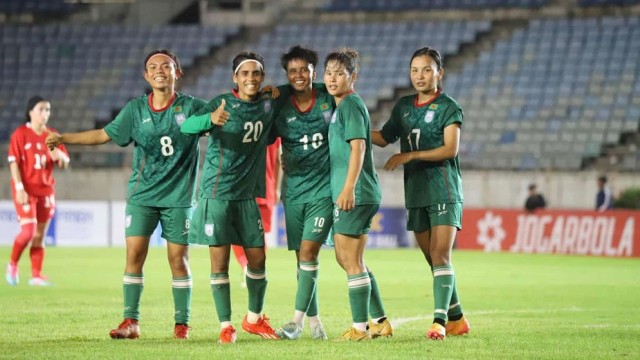 বাহরাইনকে ৭-০ গোলে উড়িয়ে দিল বাংলাদেশ নারী ফুটবল দল