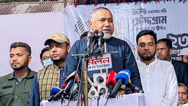 একটি দল ভারতের সঙ্গে আপস করে বাংলাদেশকে বিক্রি করে দিতে চায়: তাহের