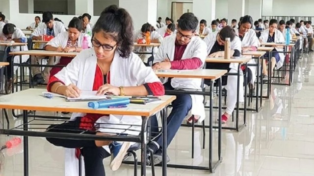 মেডিকেল ভর্তি পরীক্ষা ১২ ডিসেম্বর, প্রথমবার যুক্ত হচ্ছে লিখিত অংশ
