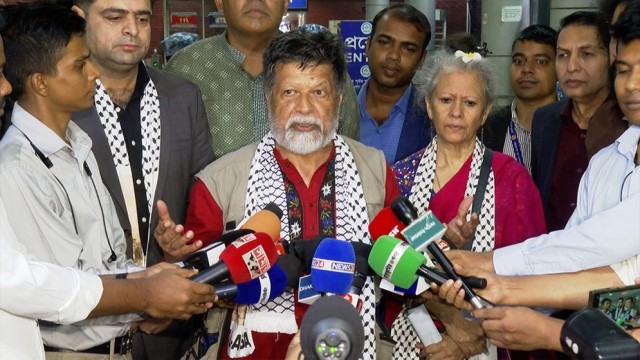 দেশে ফিরেই ফিলিস্তিনের পক্ষে লড়াই চালিয়ে যাওয়ার আহ্বান শহিদুল আলমের