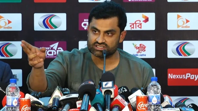 বিপিএলে ১৬ কোটি টাকার লোকসান: বিসিবির কাঠগড়ায় আমিনুল ইসলাম বুলবুল