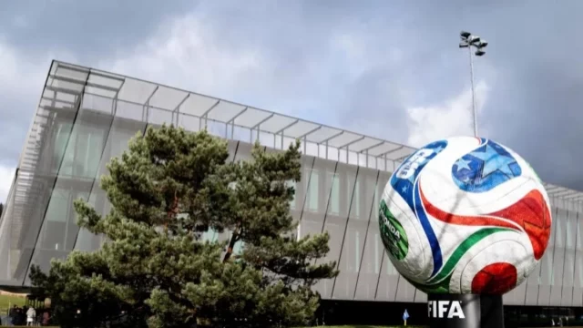 বিশ্বকাপ ড্র অনুষ্ঠানের মঞ্চে যারা আলো ছড়াবেন