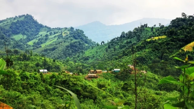 তিন পার্বত্য জেলায় অনির্দিষ্টকালের সড়ক অবরোধের ঘোষণা