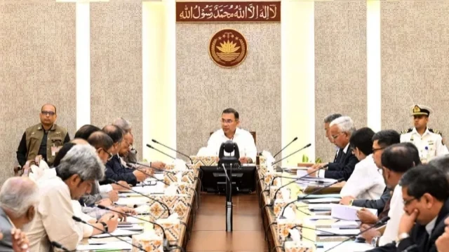 চমকপ্রদ সিদ্ধান্তে ‘নতুন সূচনার’ ইঙ্গিত: প্রটোকল কমালেন তারেক রহমান