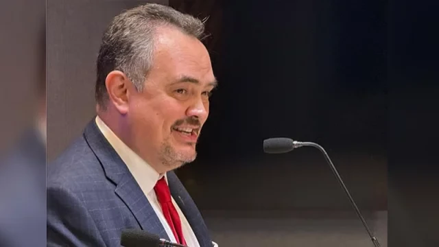 বাংলাদেশে নির্বাচনে বিজয়ী যে দলই হোক, তাদের সঙ্গেই কাজ করবে যুক্তরাষ্ট্র: মার্কিন রাষ্ট্রদূত