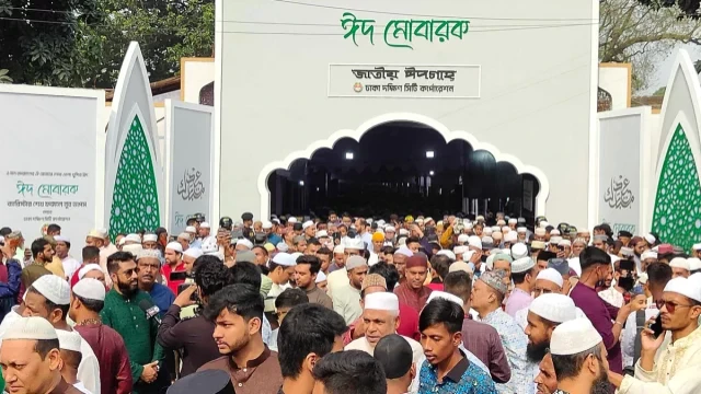 আগামীকাল শনিবার দেশে উদযাপিত হবে পবিত্র ঈদুল আজহা।