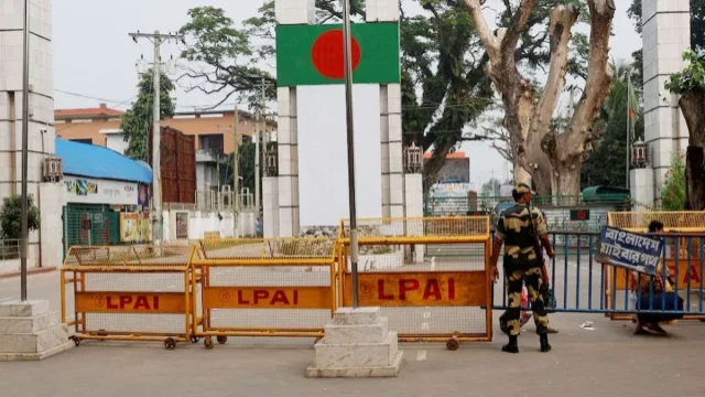 ভারতীয়দের টুরিস্ট ভিসা সীমিত করলো বাংলাদেশ