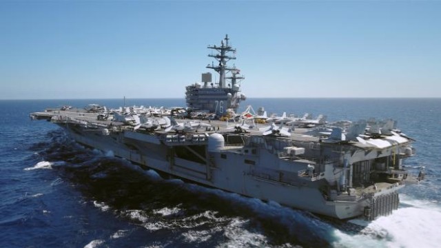 মধ্যপ্রাচ্যে এয়ারক্রাফট ক্যারিয়ার যুদ্ধজাহাজ পাঠাচ্ছে যুক্তরাষ্ট্র