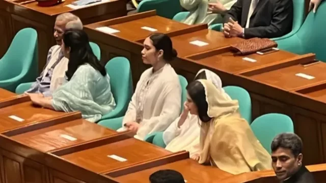 সংসদের দর্শক গ্যালারিতে ইউনূস, জুবাইদা ও জাইমা রহমান