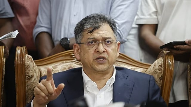 সংবিধান মেনেই পথ চলবে সরকার, জবরদস্তি মানা হবে না: স্বরাষ্ট্রমন্ত্রী