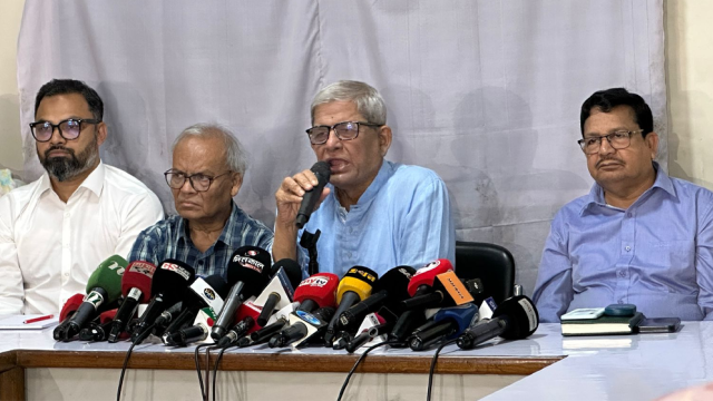 জামায়াতকে রাজনৈতিকভাবে নির্মূলে কাজ করতে হবে: মির্জা ফখরুল