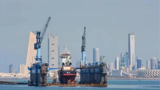 কুয়েতের দুই সমুদ্রবন্দরে ড্রোন ও ক্ষেপণাস্ত্র হামলা