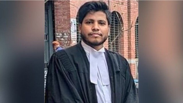 আইনজীবী সাইফুল হত্যার বিচার দাবিতে বিক্ষোভ, চিন্ময়ের ফাঁসির দাবি