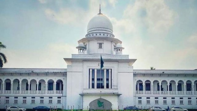 বিদেশে অবস্থান থেকেই হাইকোর্ট বিচারপতির পদত্যাগ