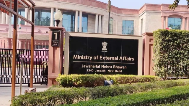 বাংলাদেশের হাইকমিশনারকে ভারতের পাল্টা তলব