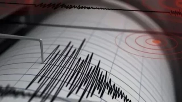 জুমার নামাজের পর দেশজুড়ে ভূমিকম্প, আতঙ্কে রাস্তায় মানুষ