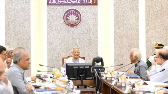 নির্বাচন সামনে রেখে দ্বিতীয় অধ্যায় শুরু: প্রধান উপদেষ্টা