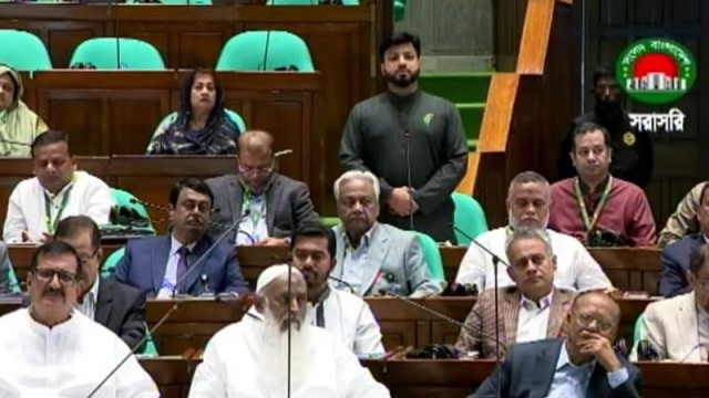 হুমকি দিলে বিরোধী দলেরই পতন ঘটানো হবে : ইশরাক হোসেন