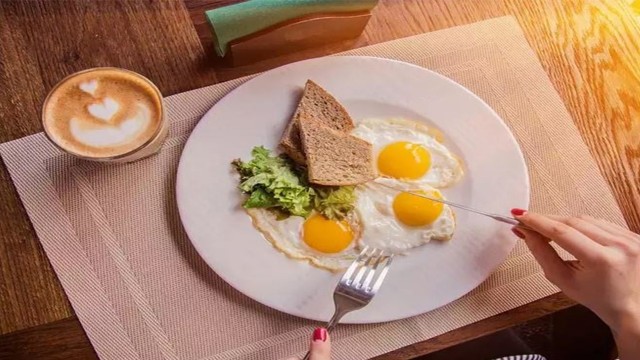 সকালের নাস্তা না খেলে শরীরে যেসব ক্ষতি হয়