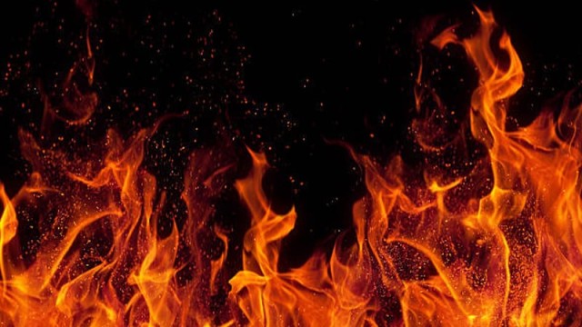ইরাকের শপিংমলে ভয়াবহ অগ্নিকাণ্ড, নিহত অন্তত ৫০