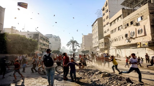 দুপুরে যুদ্ধবিরতির ঘোষণা, সন্ধ্যায় ফের ইসরায়েলের হামলা