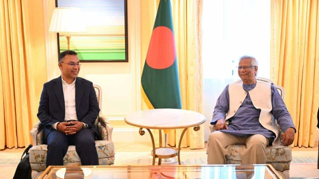 লন্ডনে ড. ইউনূস ও তারেক রহমানের বৈঠক চলছে