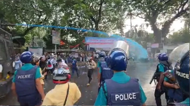 ৩ দাবিতে কাল থেকে অনির্দিষ্টকালের কর্মবিরতিতে এমপিওভুক্ত শিক্ষকরা