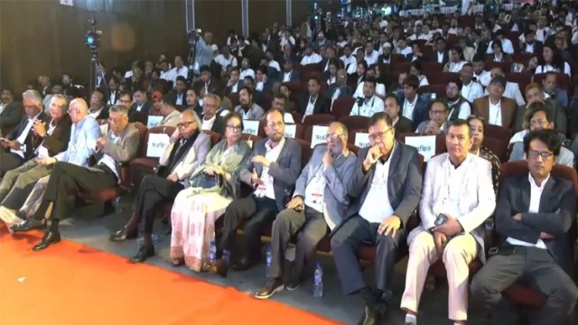 গণমাধ্যমের স্বাধীনতা রক্ষায় ঐক্যবদ্ধ হওয়ার তাগিদ সাংবাদিকদের