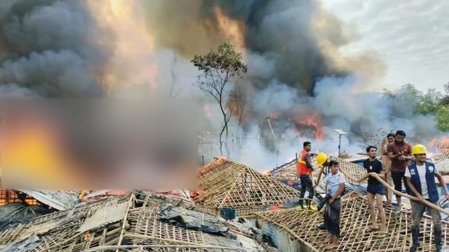 কক্সবাজারের উখিয়ার কুতুপালং রোহিঙ্গা ক্যাম্পে ভয়াবহ অগ্নিকাণ্ডে ২ জন নিহত হয়েছেন।