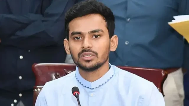 ঢাকায় চালু হচ্ছে বৈদ্যুতিক বাস, কাজ শুরু ১ জুলাই: উপদেষ্টা আসিফ