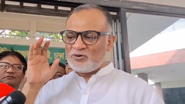 চামড়ার বাজারে বিভ্রান্তিকর তথ্য ছড়ানো হচ্ছে: বাণিজ্য উপদেষ্টা