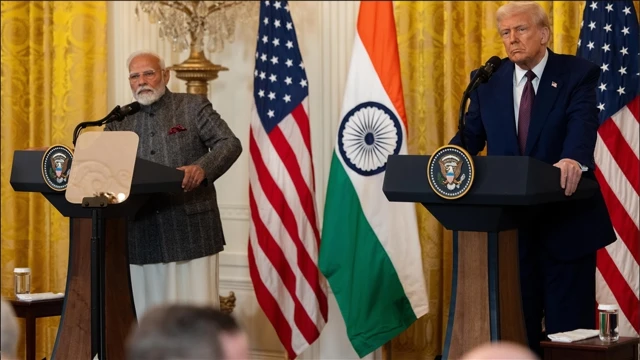 কাশ্মীর ইস্যুতে ট্রাম্পকে বার্তা মোদির: "তৃতীয় পক্ষের মধ্যস্থতা নয়"