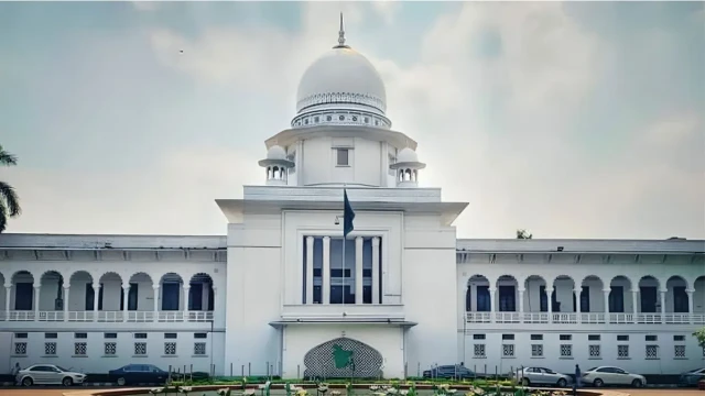 মুরাদনগর ঘটনার পরিপ্রেক্ষিতে ভুক্তভোগীর ছবি-ভিডিও অনলাইন থেকে সরাতে হাইকোর্টের নির্দেশ
