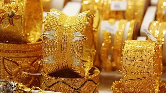 স্বর্ণের দাম কমলো, ভরিতে ১,৫৭৫ টাকা