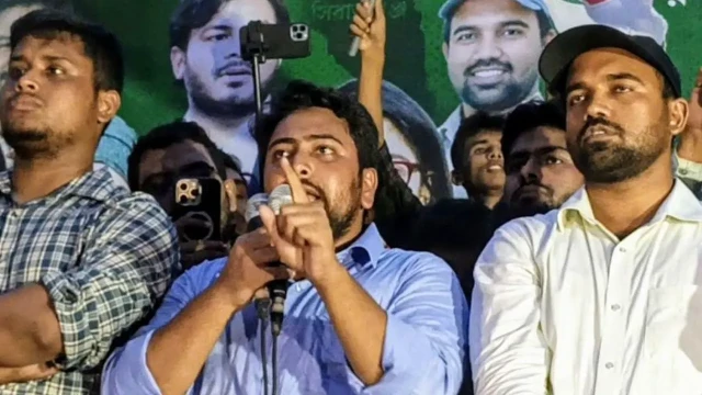 জাতীয় নাগরিক পার্টির (এনসিপি) আহ্বায়ক নাহিদ ইসলাম অভিযোগ করেছেন, জুলাইয়ের গণঅভ্যুত্থানের পর চাঁদাবাজ...