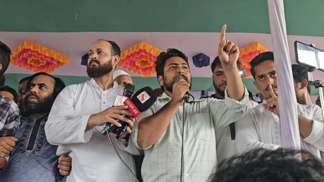 “প্রত্যেক ইঞ্চি মাটি থেকে মুজিববাদ বিতাড়িত করব” — এনসিপি আহ্বায়ক নাহিদ
