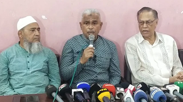 মানুষ ভাত পাচ্ছে না, উপদেষ্টারা হাঁসের মাংস খুঁজছেন : আলাল